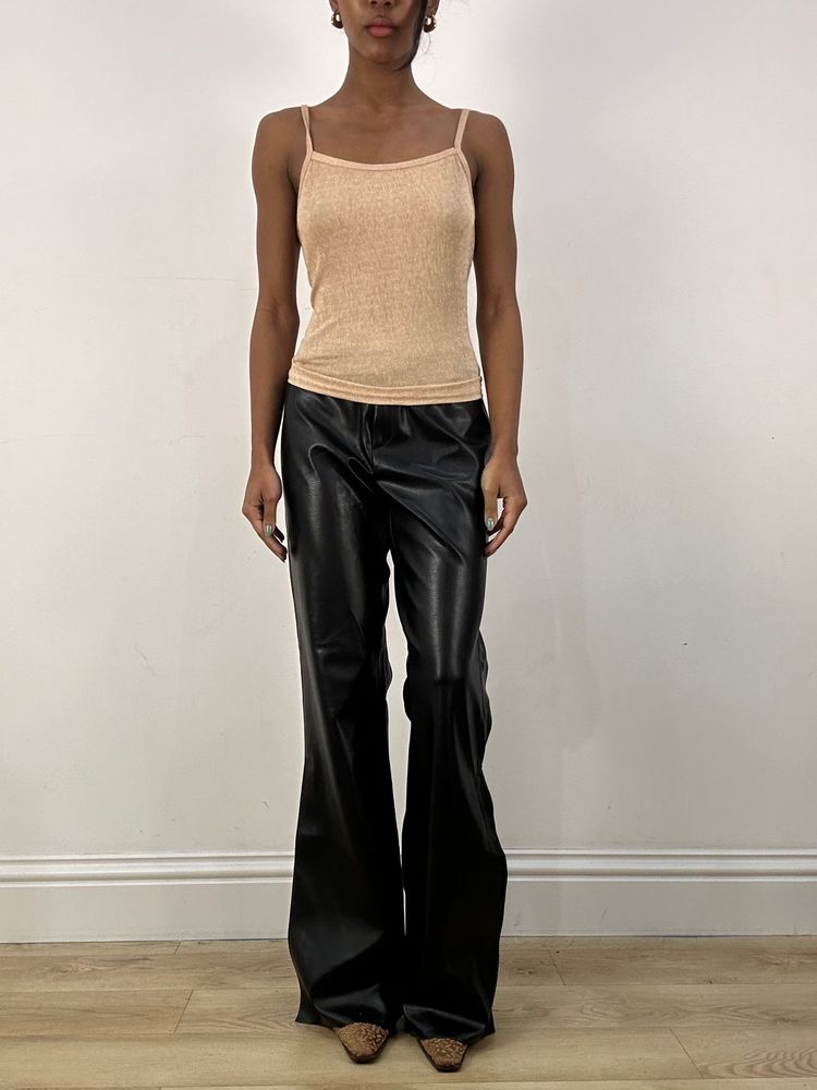 Immagine di MOB WIFE DROP | small black morgan de toi faux leather trousers 3