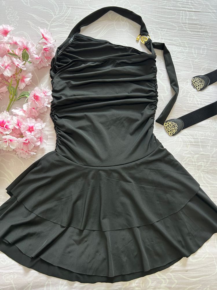 Black Ruched One-Shoulder Dress With Gold Buckle image 6
