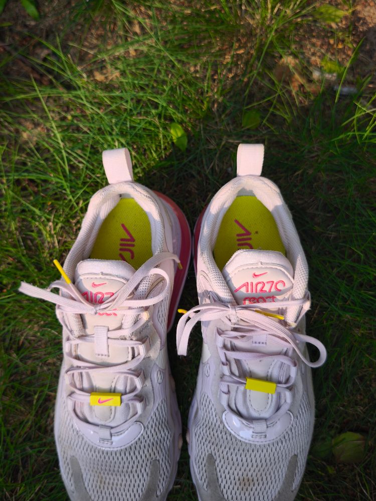 Nike Air Max 270 React Sneakers image 8