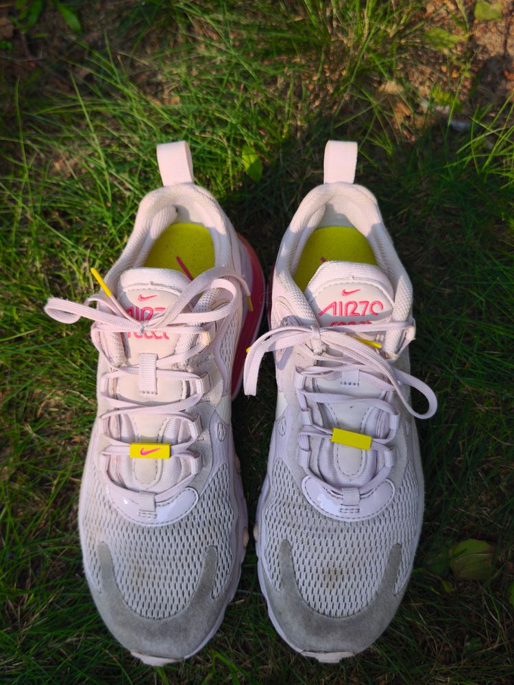 Nike Air Max 270 React Sneakers image 6