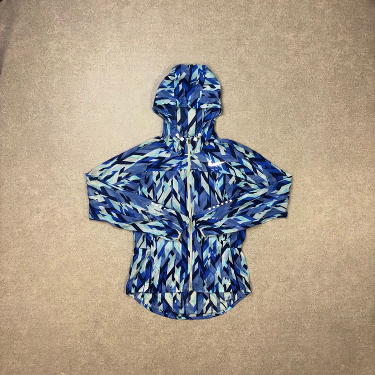 Nike Impossibly Light Running Jacket Multi Blue image 3