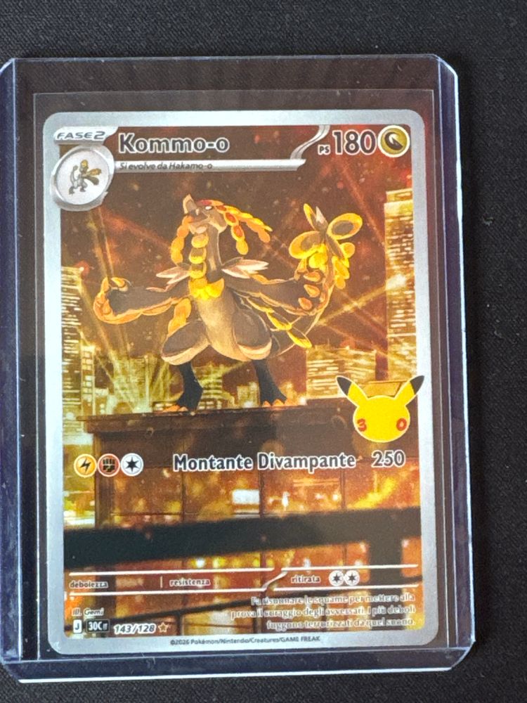 Kommo-o 143/128 30' pokemon  image 1