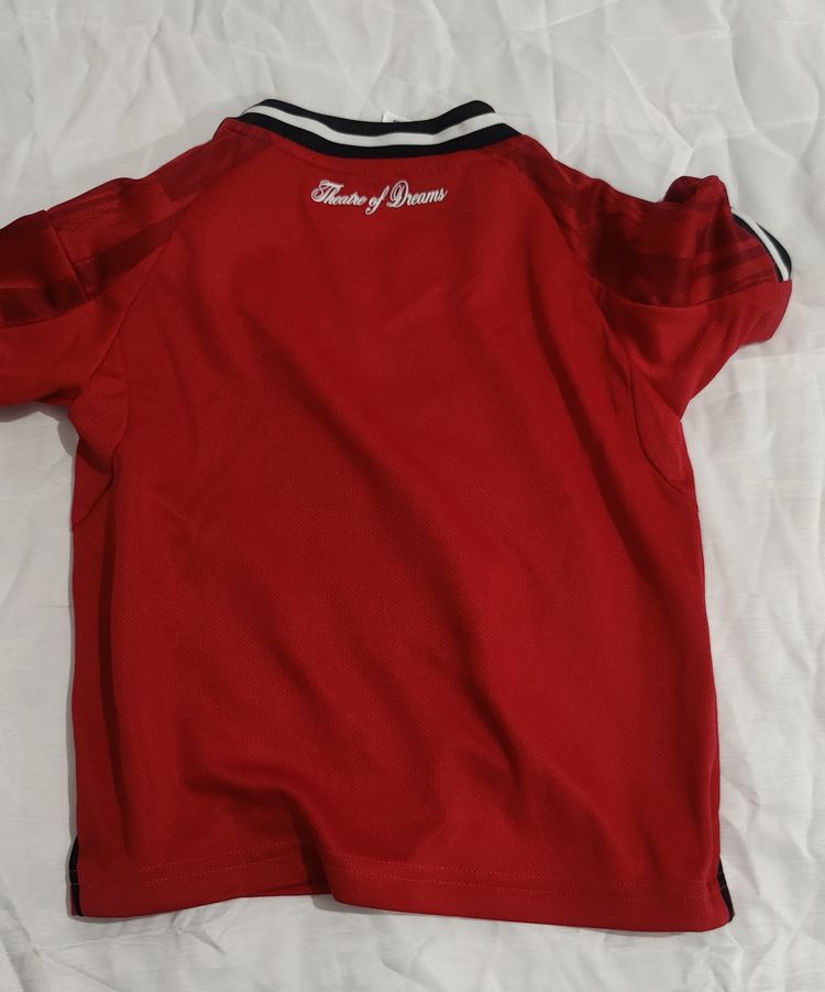 Lot16 Kids Manchester United Red Football Shirt image 3
