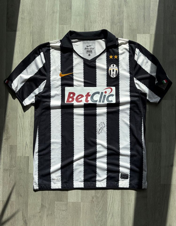 Nike Juventus  2010 Signed