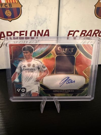 Gonzalo Garcia Real Madrid auto parece tye die 7/7