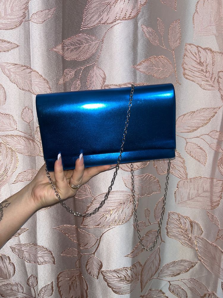 Immagine di Metallic Blue Clutch Bag 2