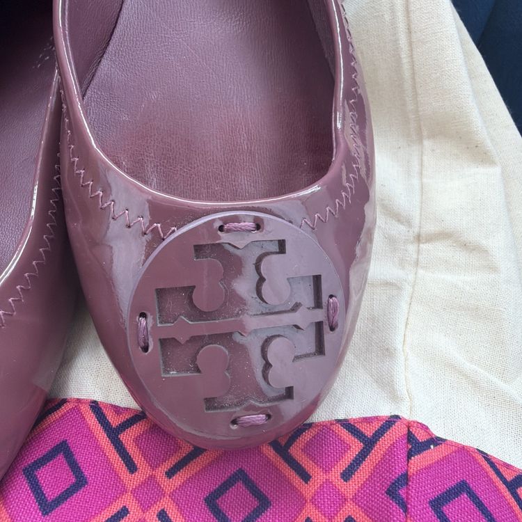 Tory Burch Minnie Travel Ballet Pumps PatentLeather Logo Washed Berry UK 2.5 New image 2