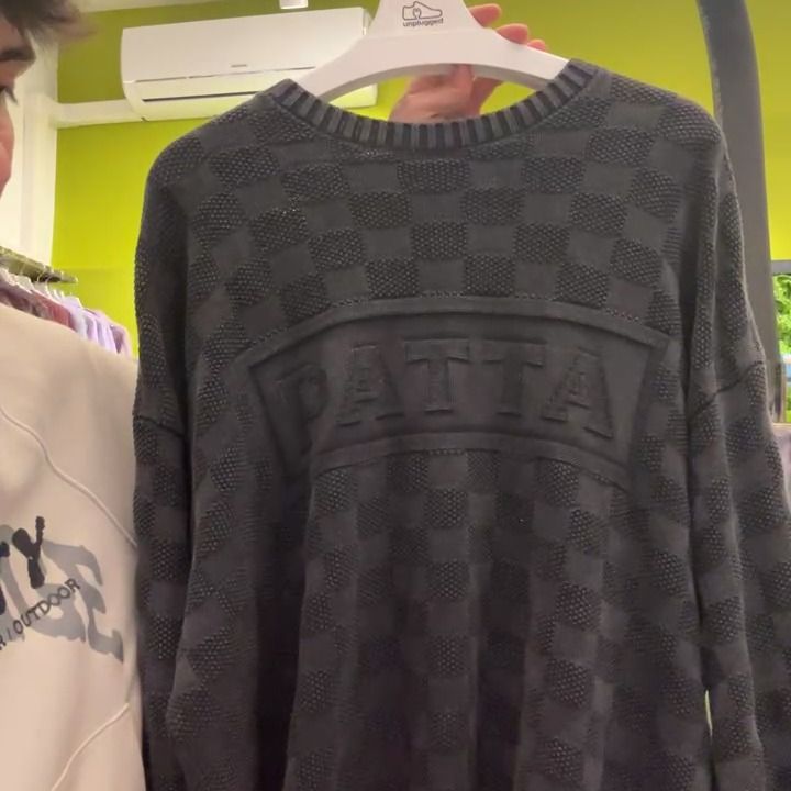 Patta patta grey sweater  product image