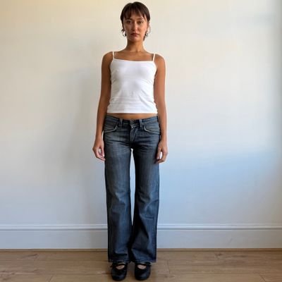 Levi’s cinch back star jeans - Size 29x32