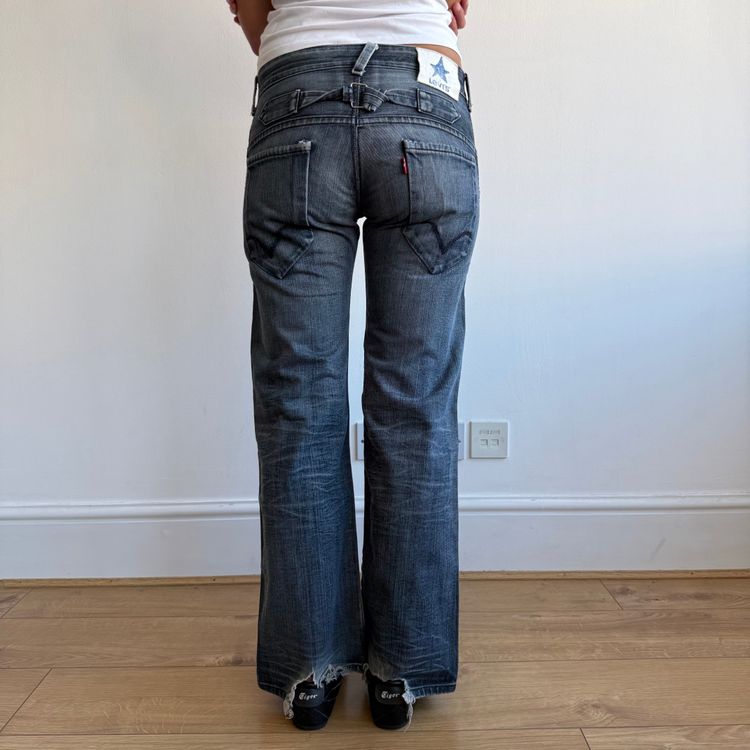 Levi’s cinch back star jeans - Size 29x32 image 4