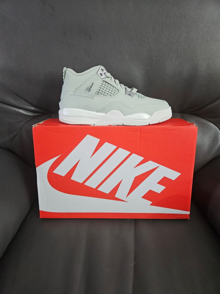 Jordan 4 PS - Seafoam