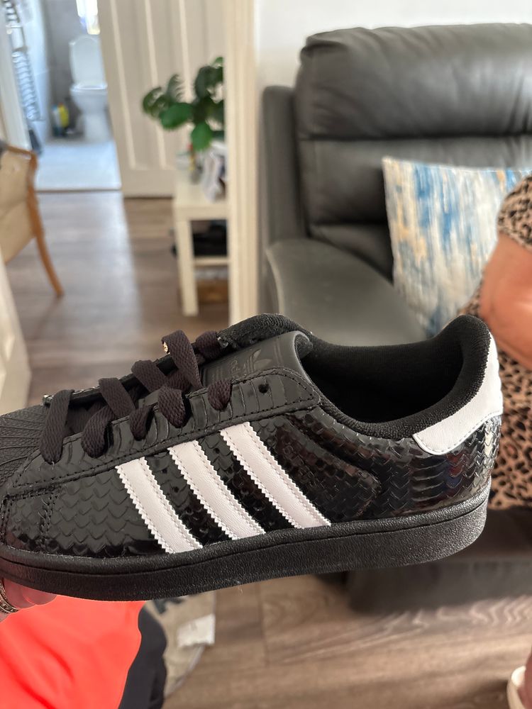 Immagine del prodotto Adidas Originals Adidas Black Sneakers With White Stripes