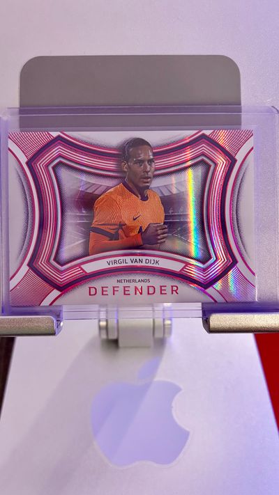 Virgil Van Dijk /04