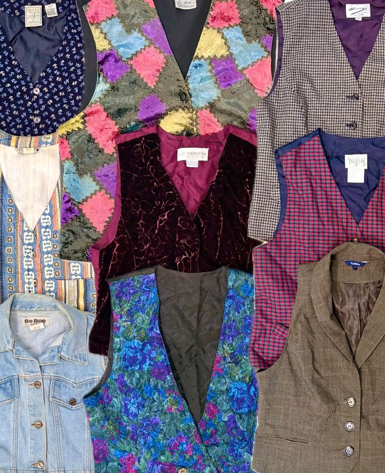 20 x Ladies Waist Coats Grade A/B