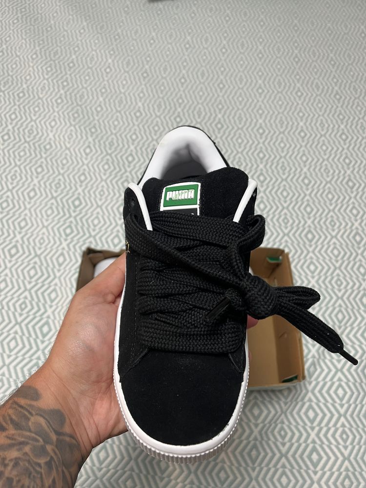 Puma Suede Xl Jr Black And White Sneakers imagen 4