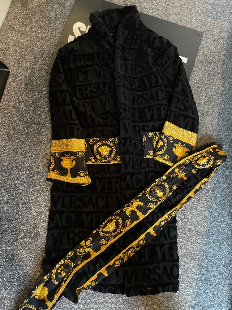 Versace Robe 3