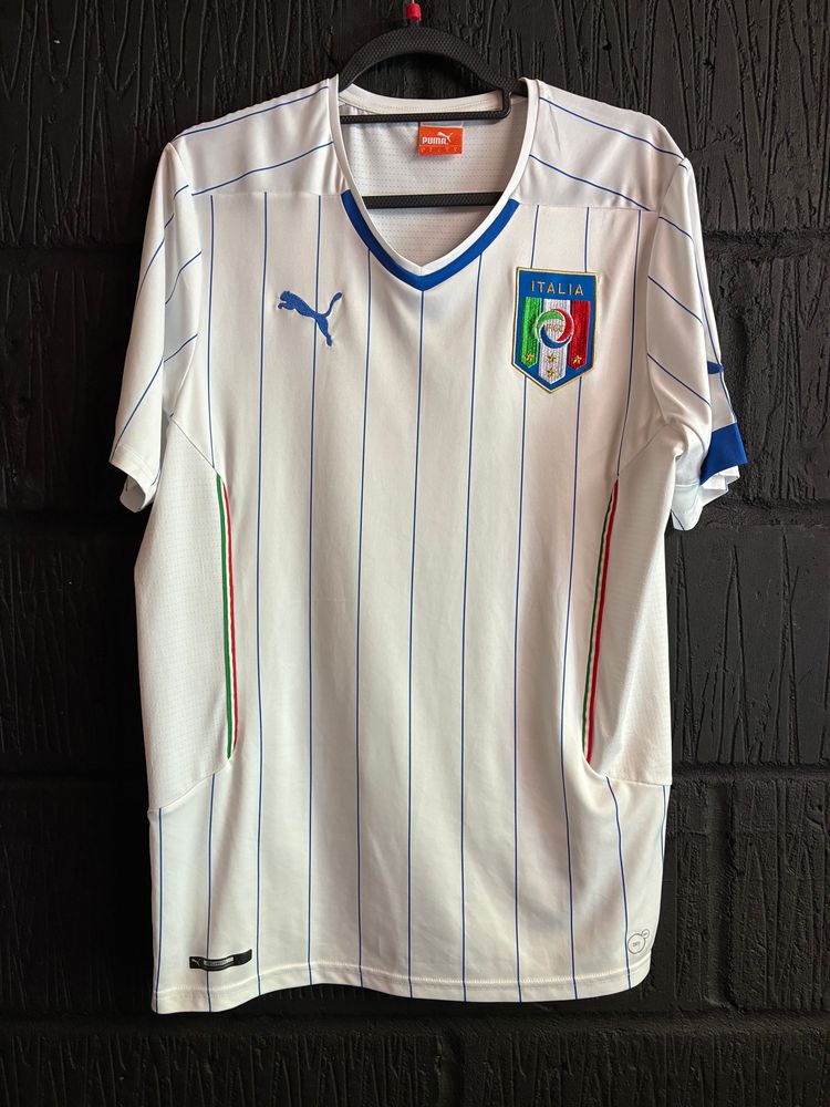 Italy 2014 Away Shirt - Large