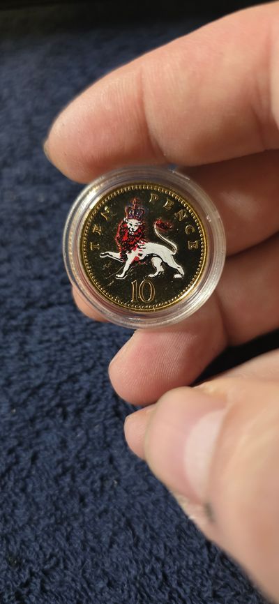 British 10 Pence Coin 2006