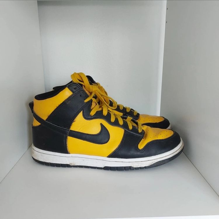 Nike Mens dunk high reverse yellow black sneaker size uk 9 image 1