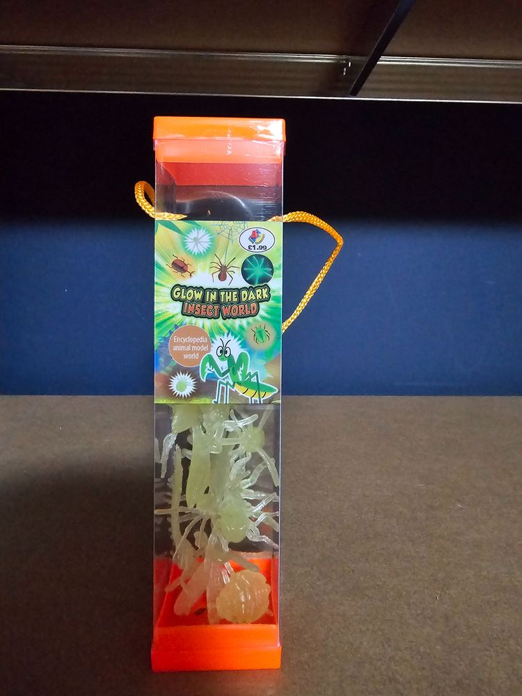Glow In The Dark Insect Toy Set