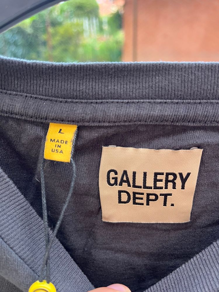 Gallery Dept. black graphic t-shirt image 3
