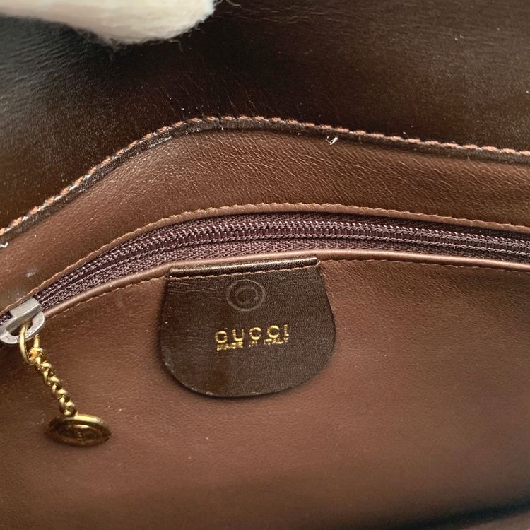Gucci Vintage Leather Shoulder Bag Flap Shoulder Bag 5
