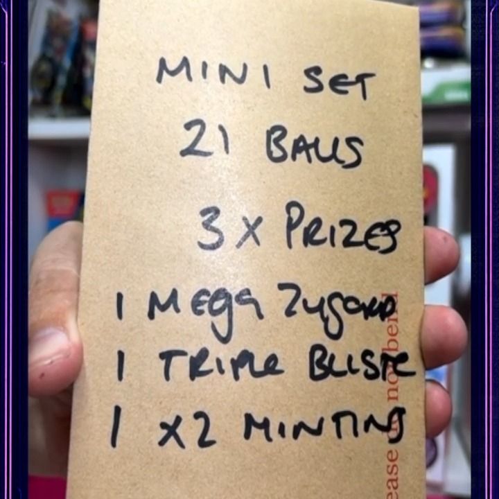 MINI SET WITH 3 INDIVDUAL PRIZES  image 1