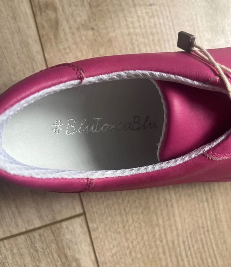 Toscablu sneakers 150+ retail 5