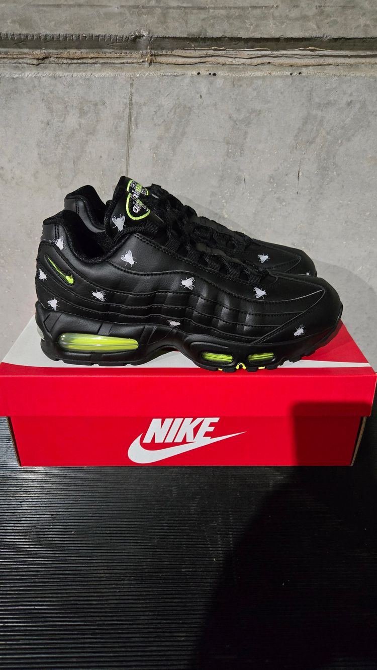 A-57937 Nike AM95 PRM HouseFlies New In Box