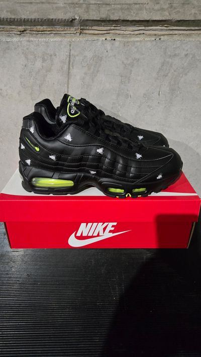 A-57937 Nike AM95 PRM HouseFlies New In Box