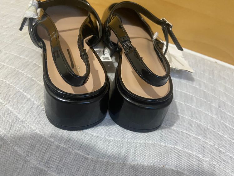 Yours Black pantent slingback shoes– Size 5 – BNWT image 6