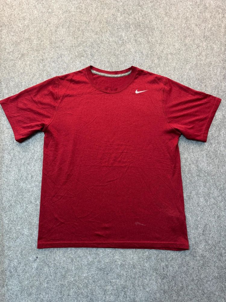 T-shirt Nike rossa minimal L
