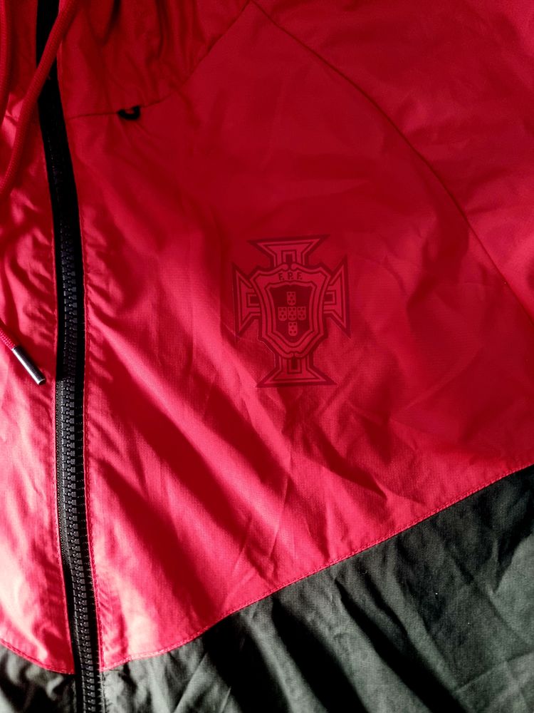 Immagine di Nike Hooded Windbreaker JacketTITOLO* 2