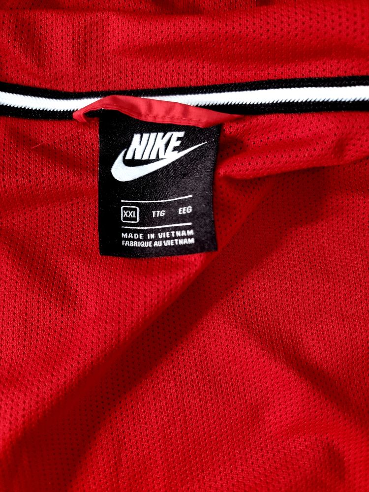 Immagine di Nike Hooded Windbreaker JacketTITOLO* 6