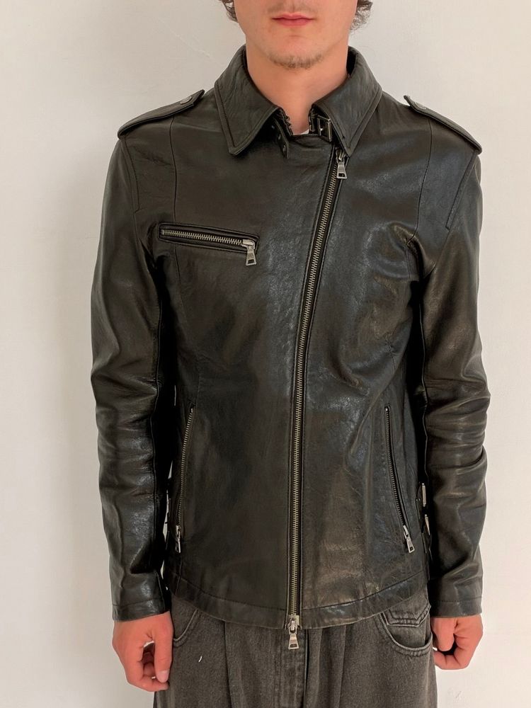 ‘00s Burberry Black Label Leather Jacket (M)