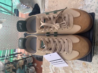 Onitsuka Tiger Sneakers