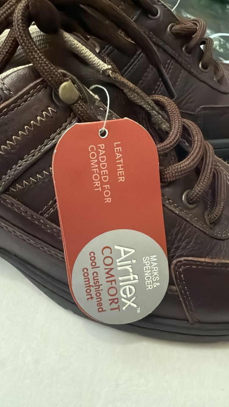 Marks & Spencer Airflex Wide Fit Leather Comfort Shoes imagen 7