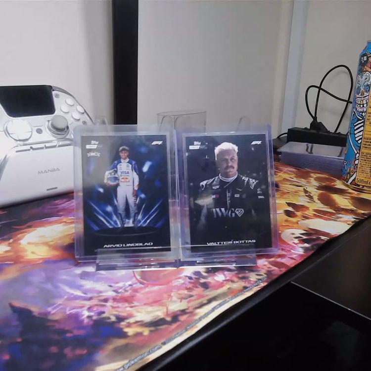 Topps Arvid Lindblad and Valtteri Bottas Trading Cards imagen 1