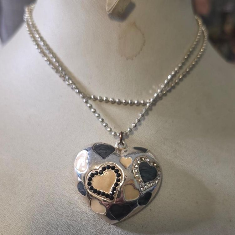Heart Pendant Necklace image 4