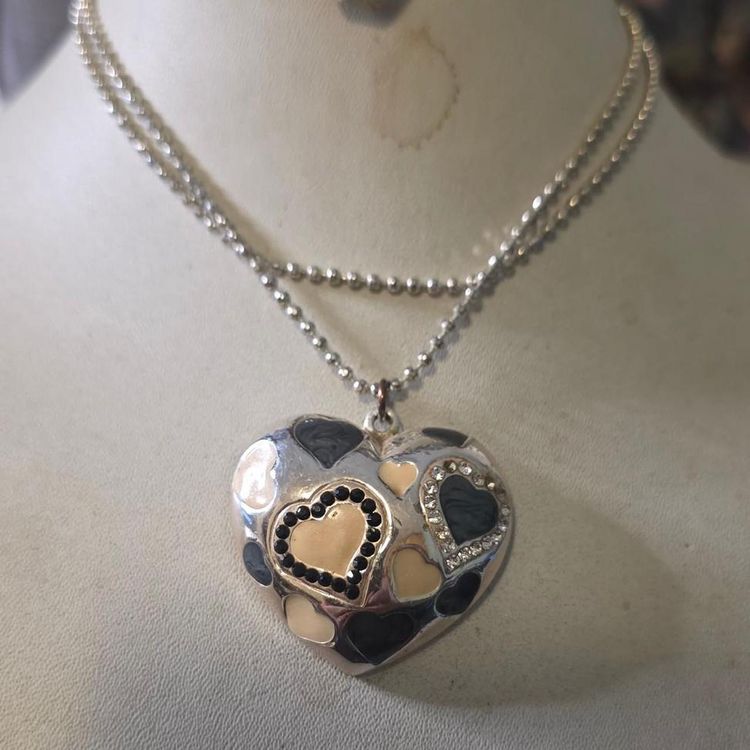 Heart Pendant Necklace image 3