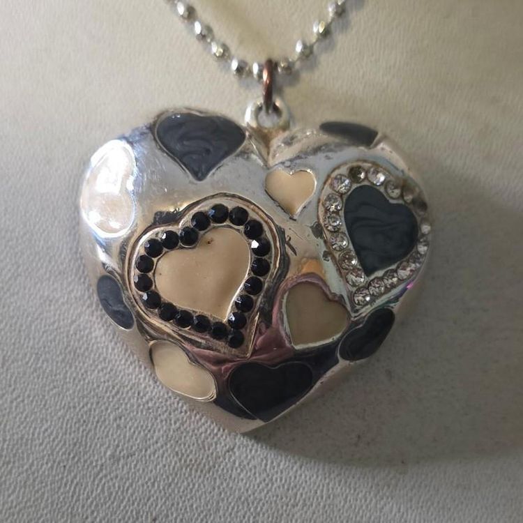 Heart Pendant Necklace image 7