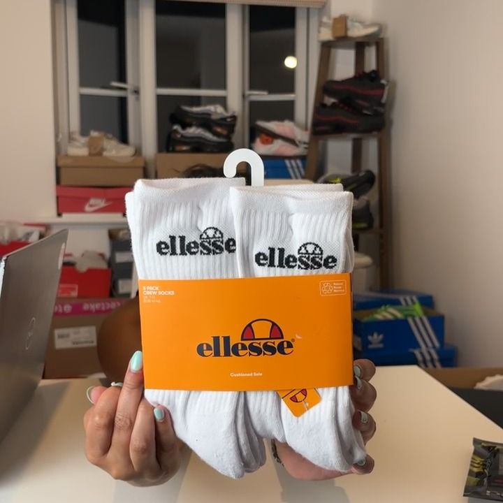 7-11 ellesse crew socks  image 1