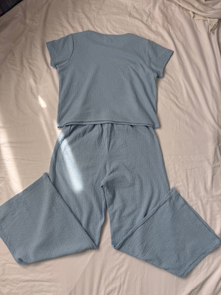 Immagine di Reserved Light Blue Textured Short Sleeve Top And Pants Set 6