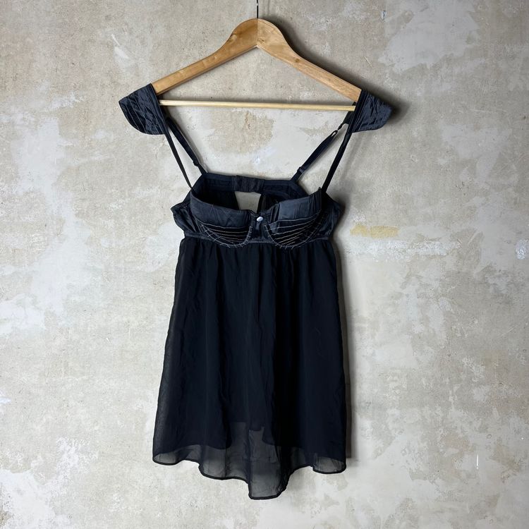 Black Sleeveless top With Structured Bust