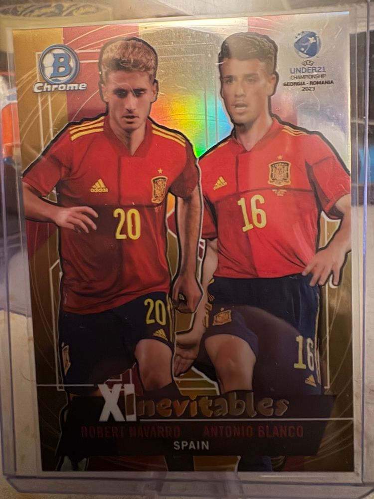 Topps Chrome Xinevitables Soccer Trading Card