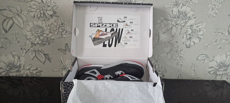 Jordan Spike Low Black Gym Red Wolf UK 8.5  Brand new Full box image 6