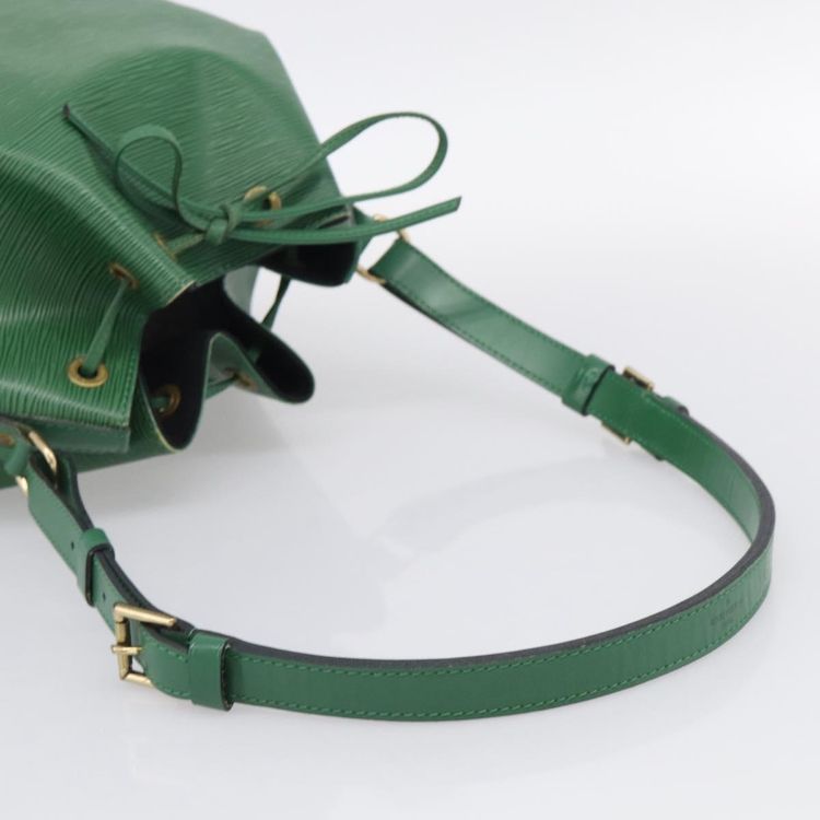 LOUIS VUITTON Epi Petit Noe Shoulder Bag Green M44104 LV Auth 210783V - Jerrillo image 7