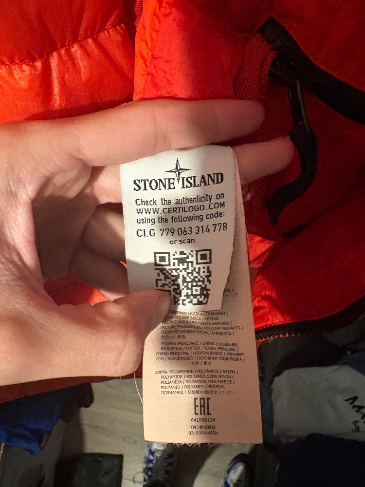 Stone Island orange puffer vest image 4