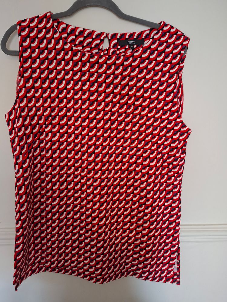 Next Sleeveless Printed Top