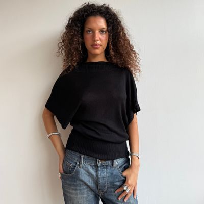 Black short sleeve slouchy knit - Size S-M